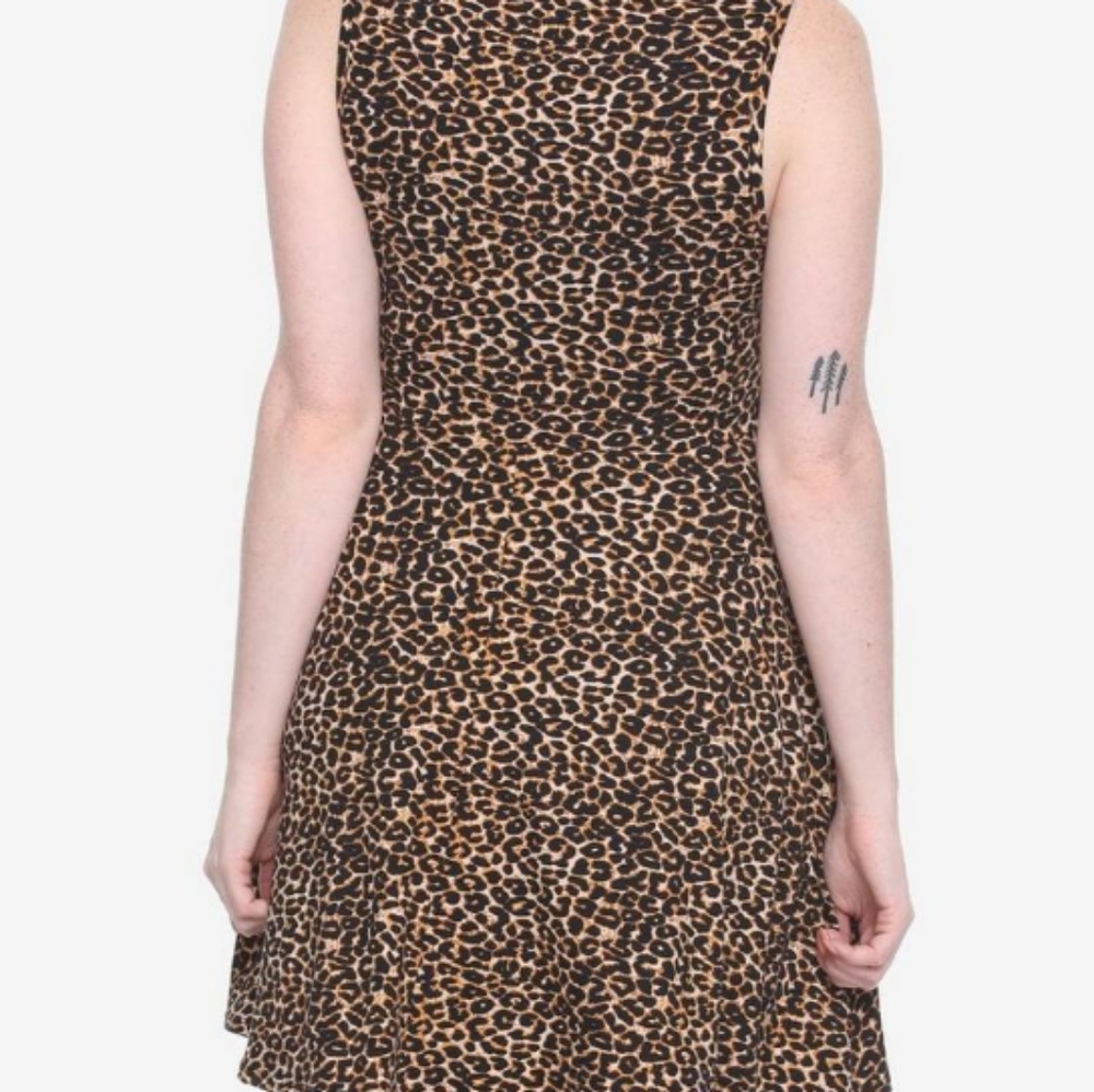 Hot Topic Leopard Skater Dress - Picture 3 of 6